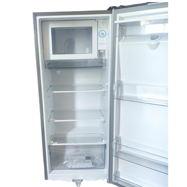
	Réfrigérateur Grand Bar HISENSE RS-23DR4SB – 176L (Avec Distributeur d’eau)