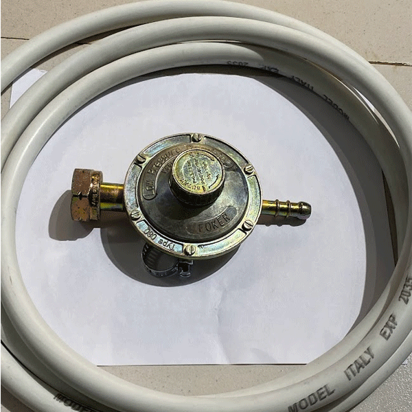 
	Détendeur gaz + Tuyau